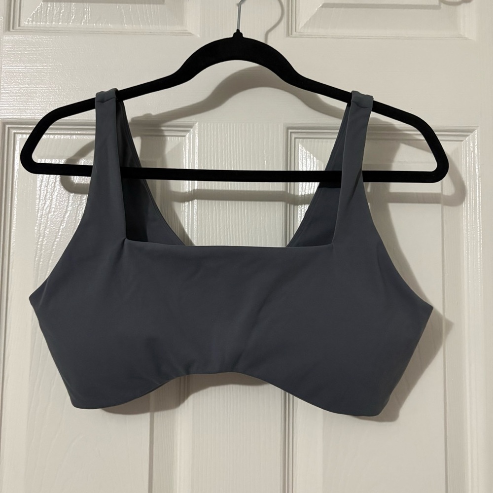 Pavoi Contour Sports Bra Gray XL